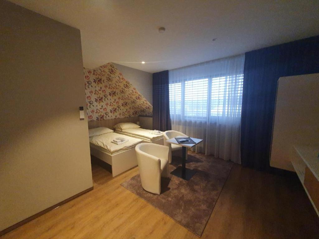 Apartments 461 Modrice Luaran gambar