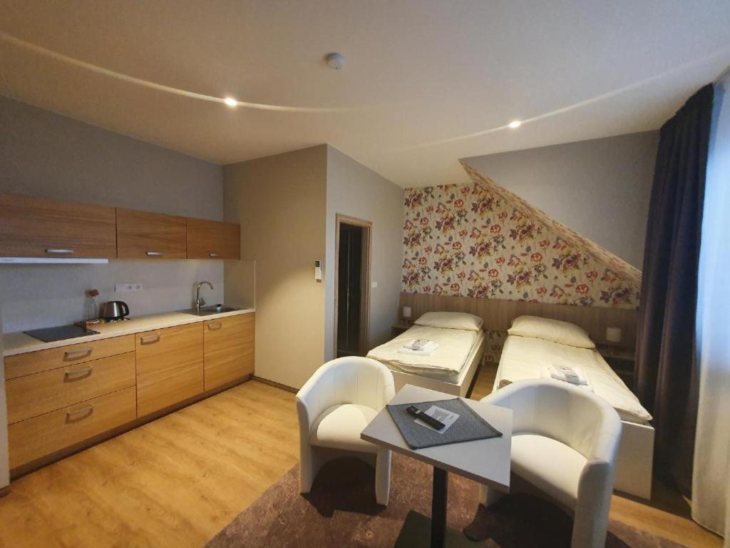 Apartments 461 Modrice Luaran gambar